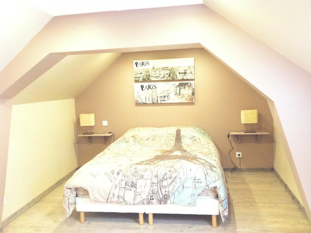 Gîtes De Saint Rémy Villers-Cotterêts Habitación foto